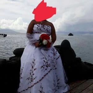 Vends robe de mariée (Tahiti)