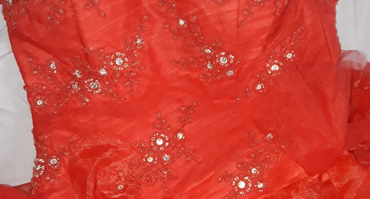 Robe de mariée rouge T40-42 XL
