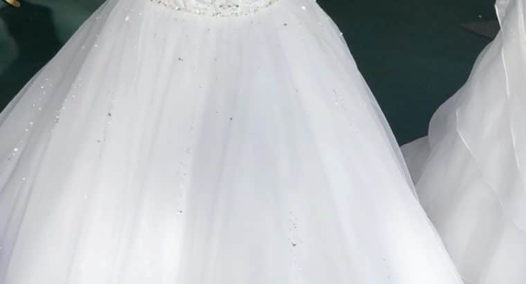 Robe de marié blanche